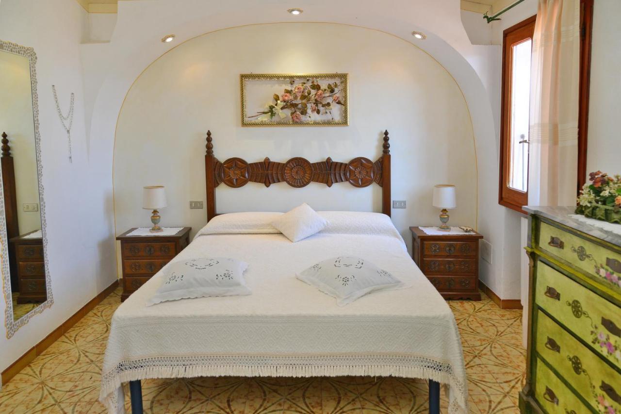 Case Vacanze La Conia Cannigione Ngoại thất bức ảnh